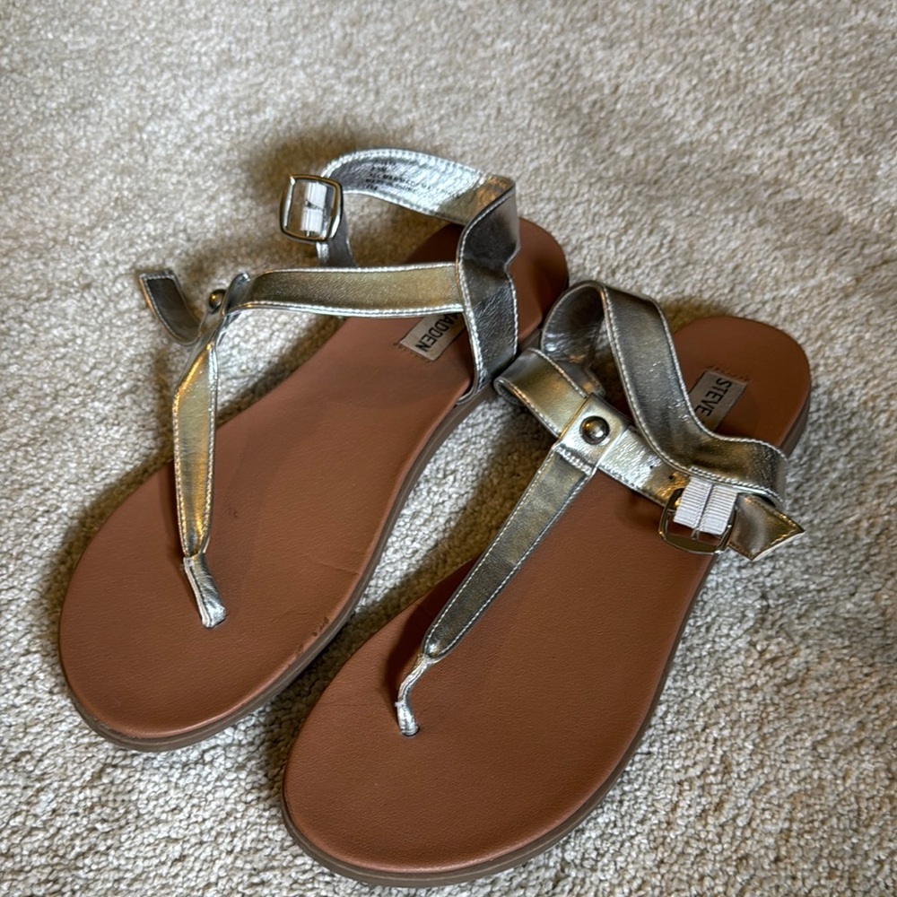 Steve Madden Silver T-Strap Sandals